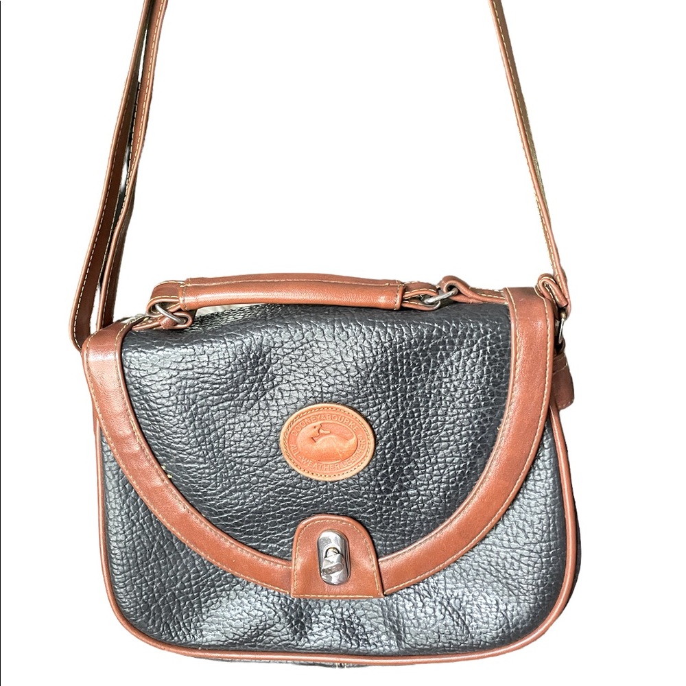Dooney & Bourke Purse